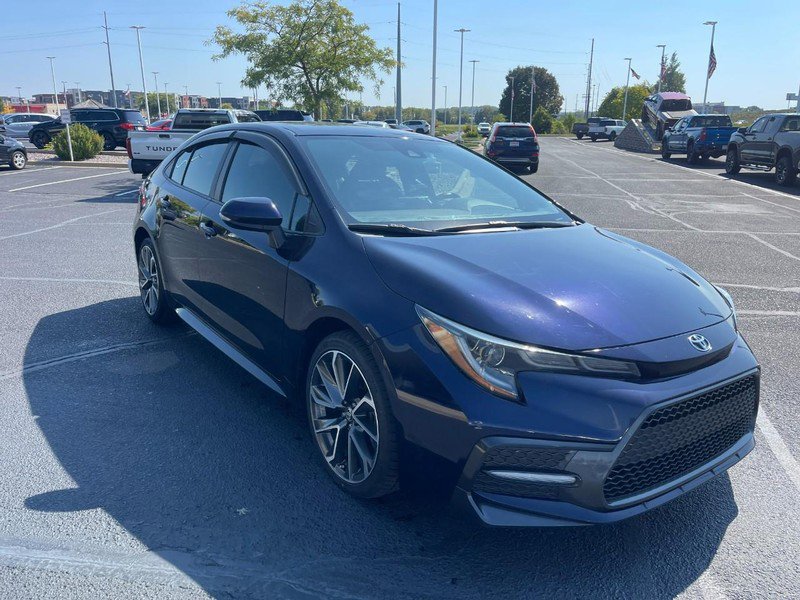 Used 2022 Toyota Corolla SE image 2
