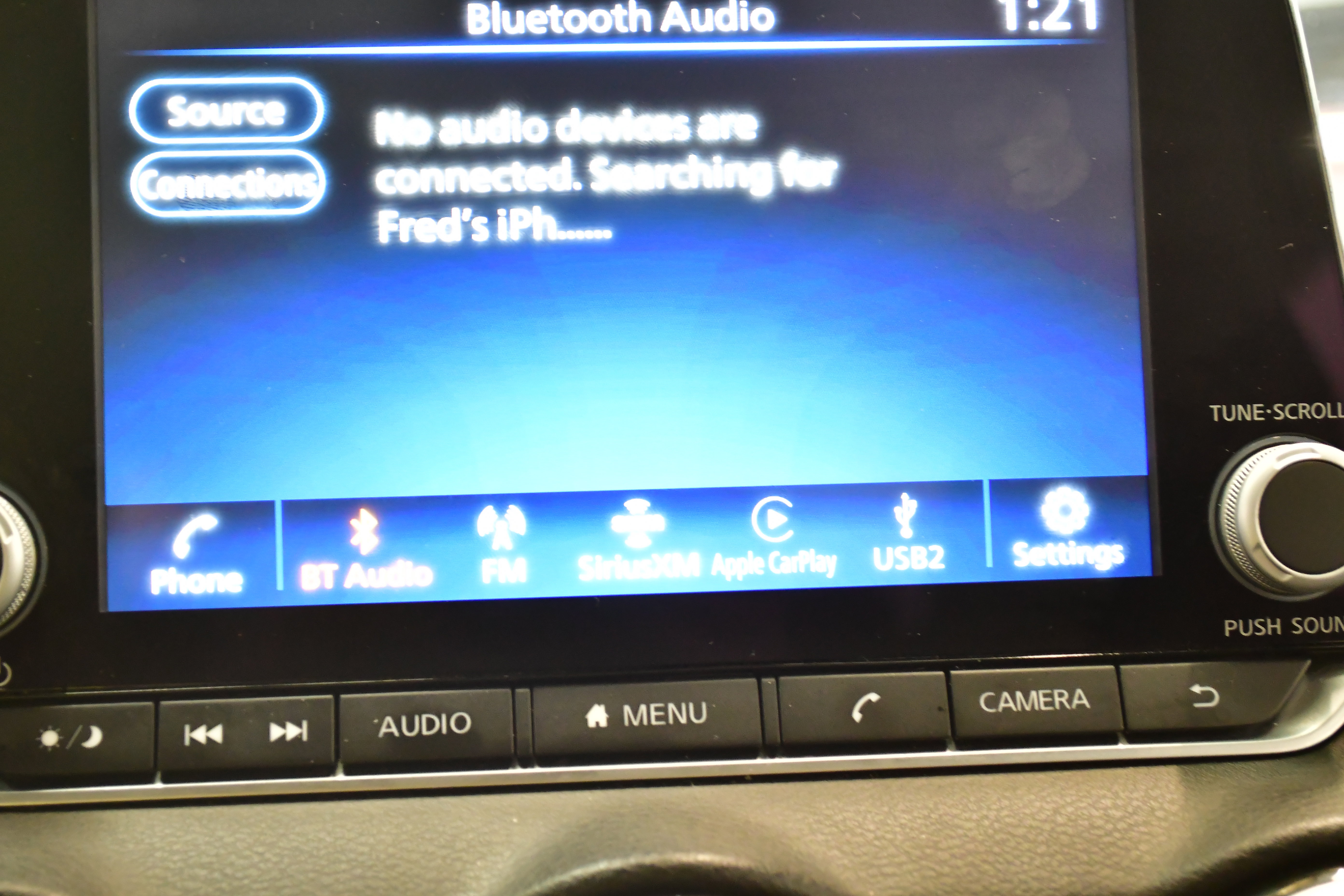Used 2025 Nissan Sentra SV FWD image 22