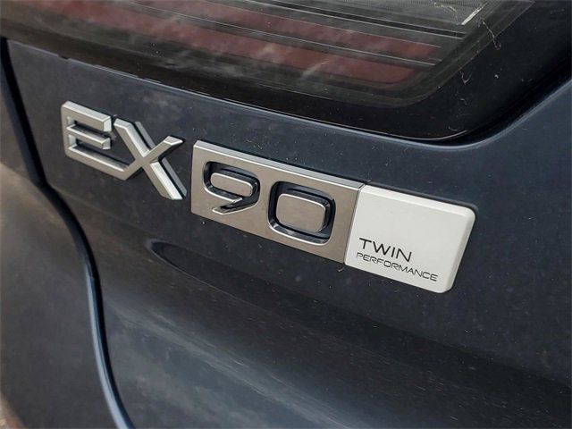 New 2025 Volvo EX90 Plus w/ Protection Package Premier image 8