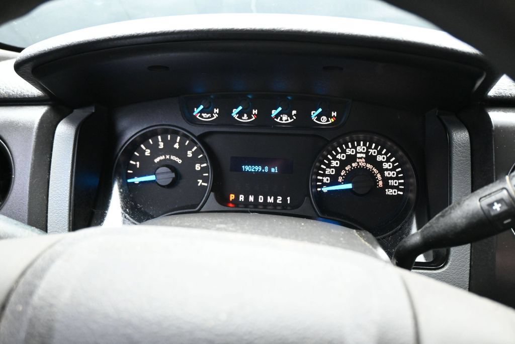 Used 2013 Ford F150 XL w/ Mid Equipment Group AWD/4WD image 16
