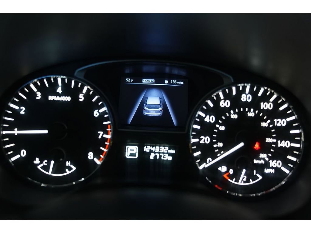 Used 2015 Nissan Pathfinder S AWD/4WD image 18