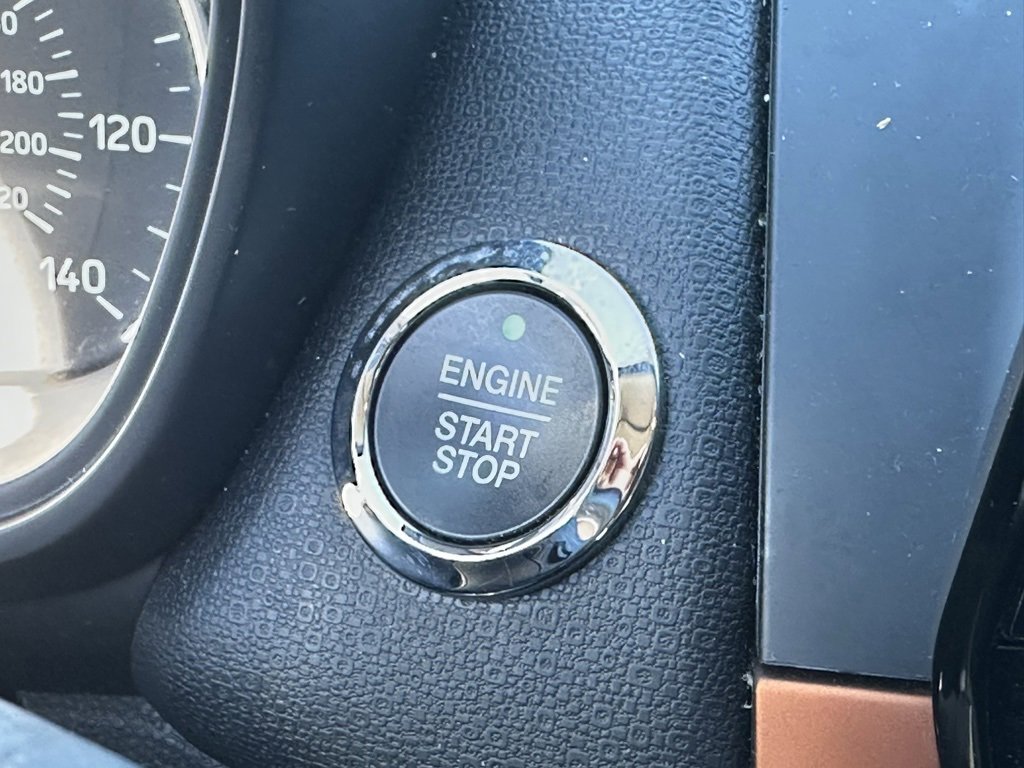 Used 2021 Ford EcoSport SE w/ SE Appearance Package image 24