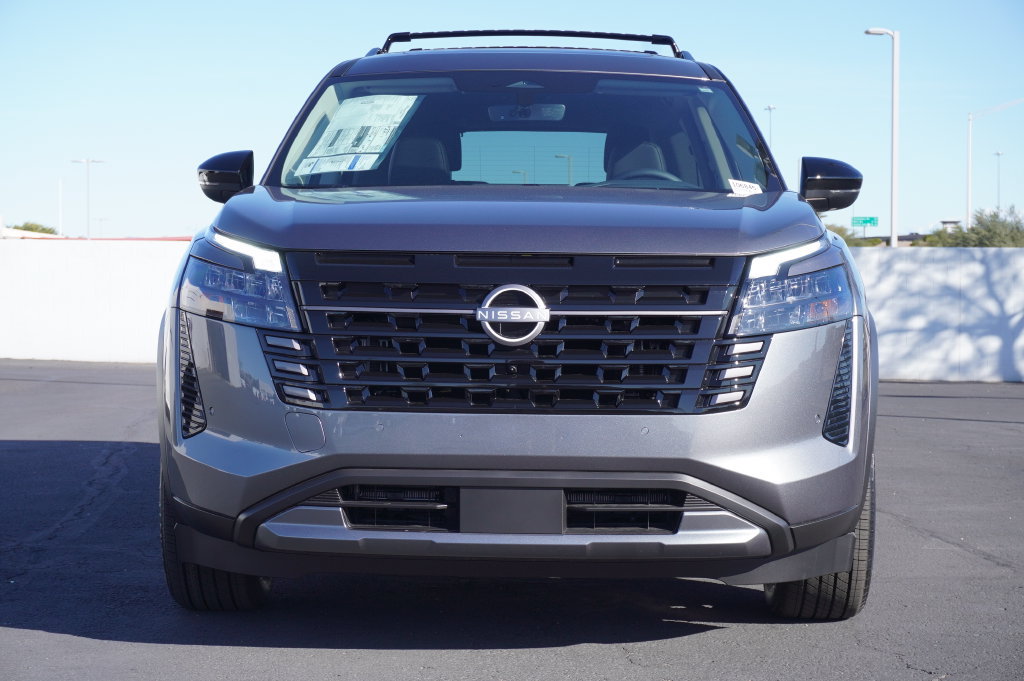 New 2026 Nissan Pathfinder SL w/ SL Premium Package AWD/4WD image 5