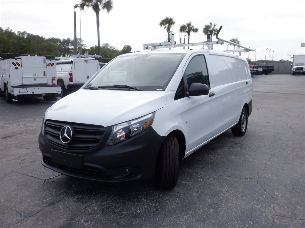 Used 2023 Mercedes-Benz Metris image 26
