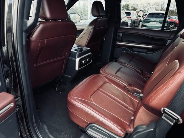 Used 2024 Ford Expedition Limited image 24