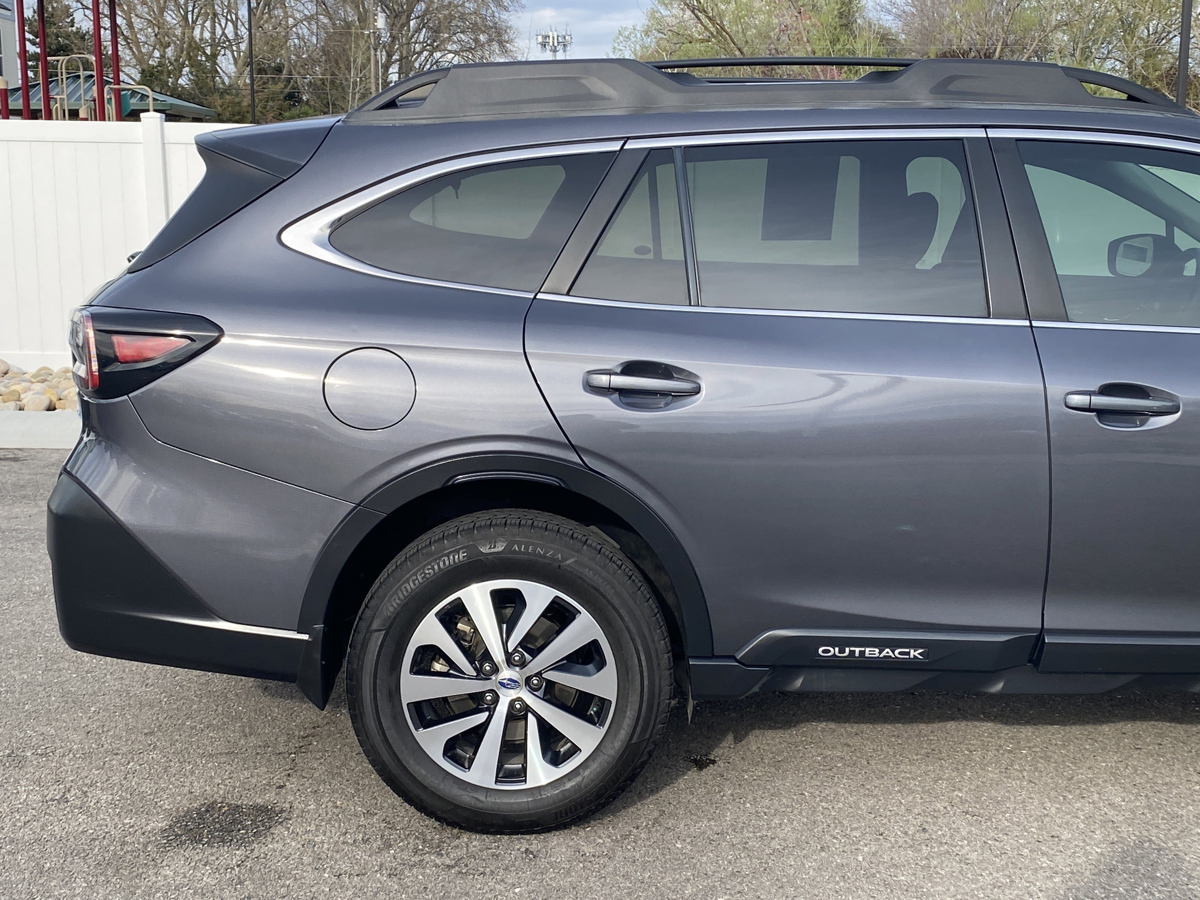 Used 2020 Subaru Outback Premium AWD/4WD image 6