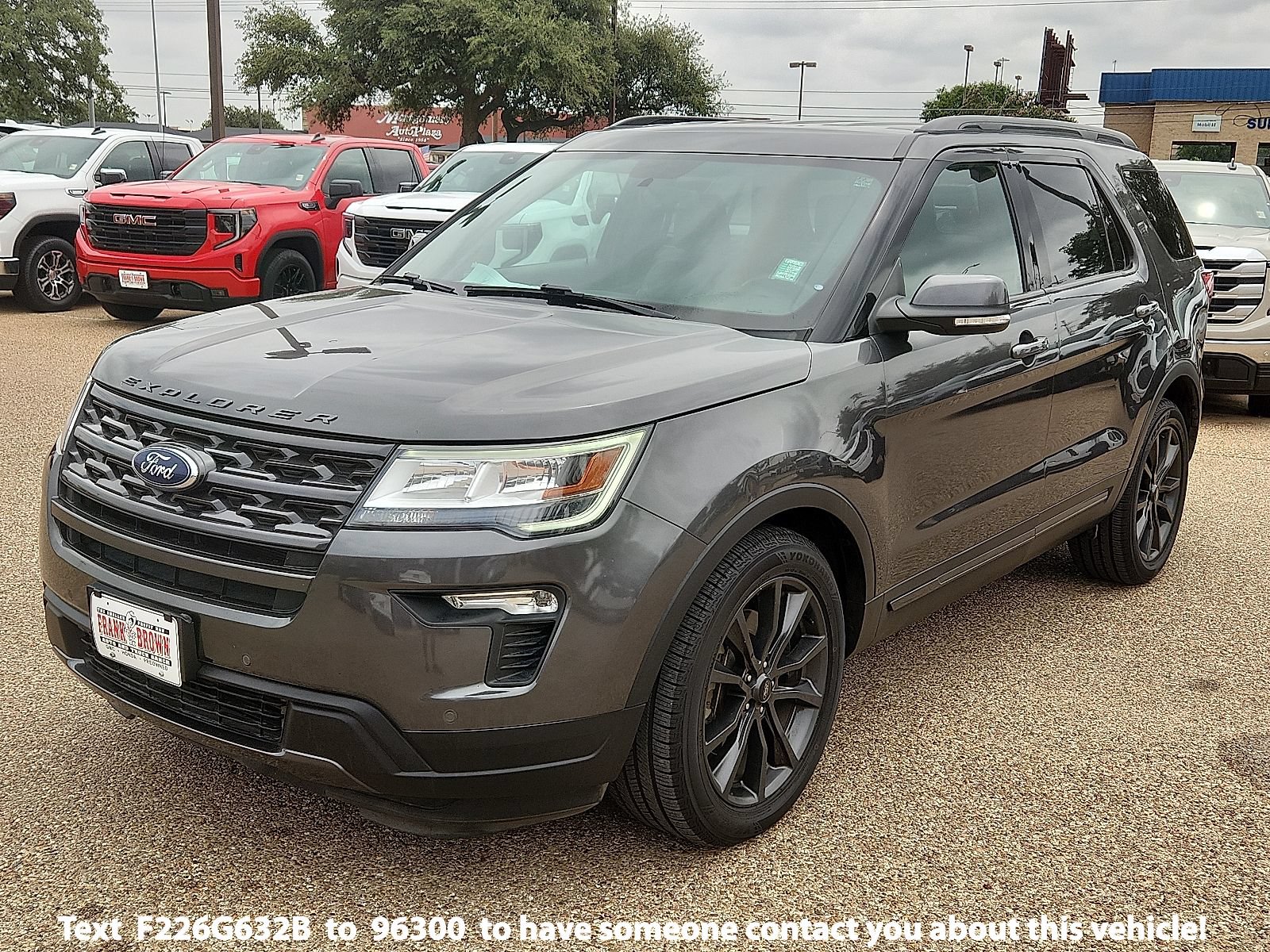 Used 2018 Ford Explorer XLT w/ Equipment Group 202A FWD image 1