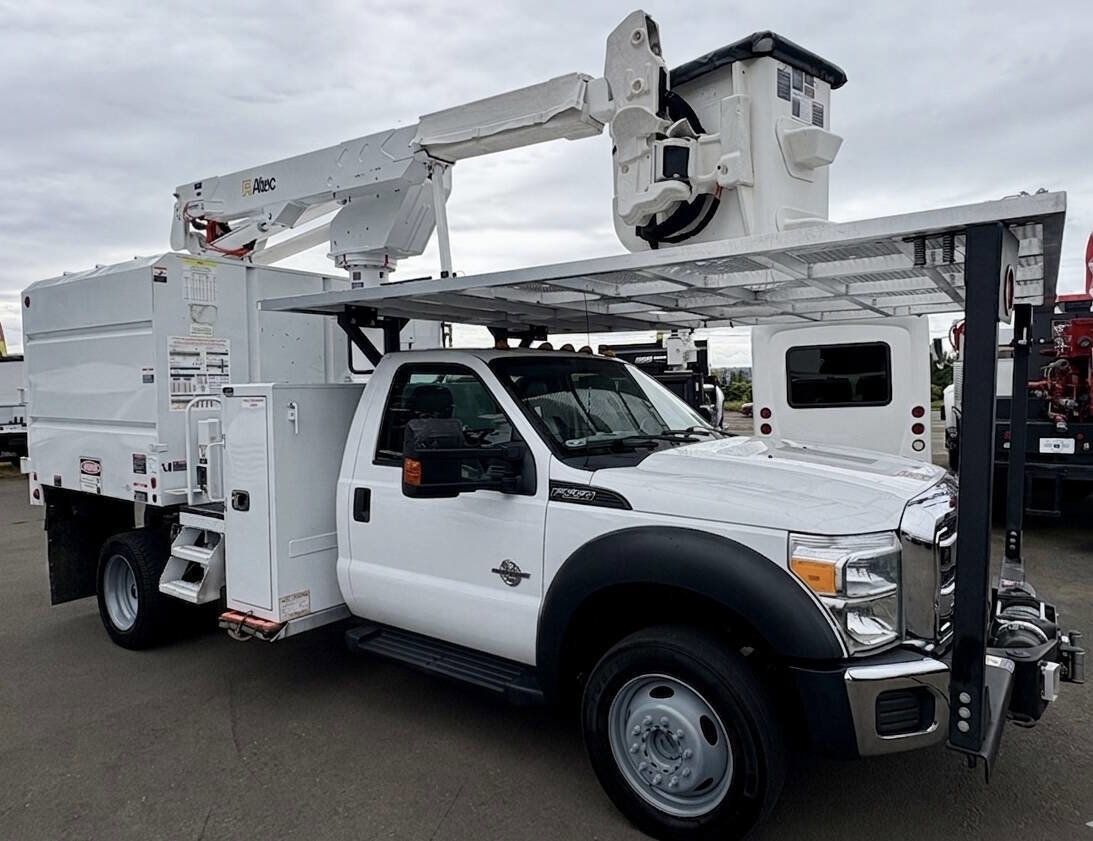 Used 2016 Ford F550 4x4 Regular Cab Super Duty image 27