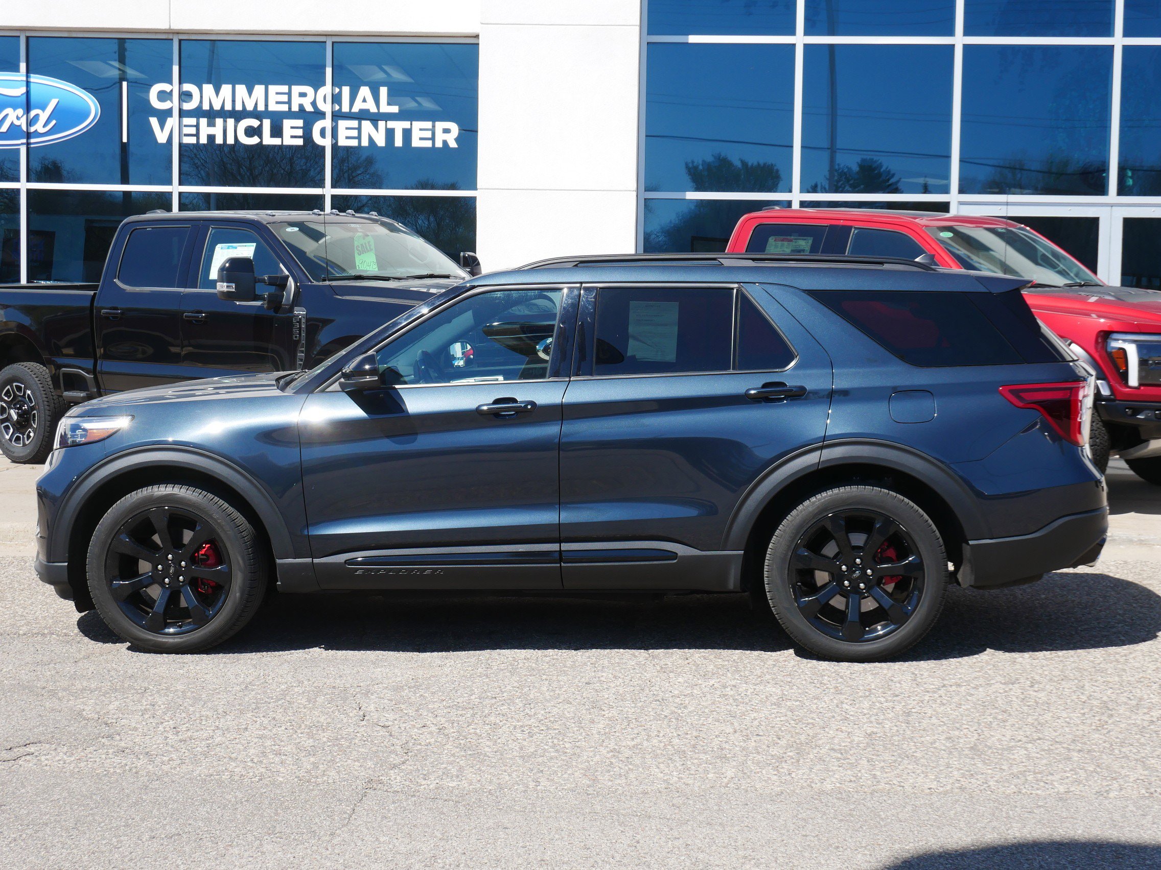 Certified 2023 Ford Explorer ST AWD/4WD image 26