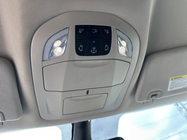 Used 2023 Chrysler Pacifica Touring-L FWD image 15