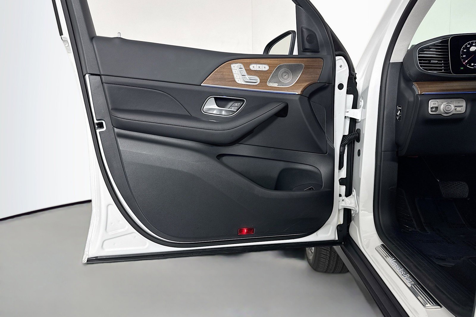 Certified 2026 Mercedes-Benz GLE 350 4MATIC image 20