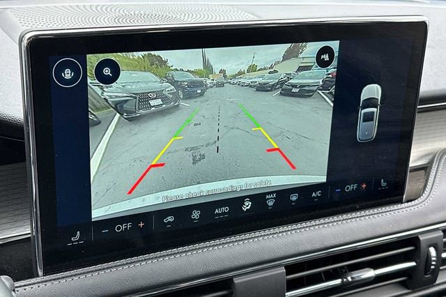 Used 2025 Lincoln Corsair FWD w/ Rear Removable Package Tray image 18