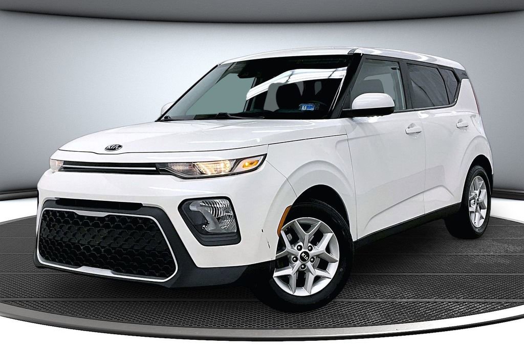 Used 2021 Kia Soul S FWD image 3