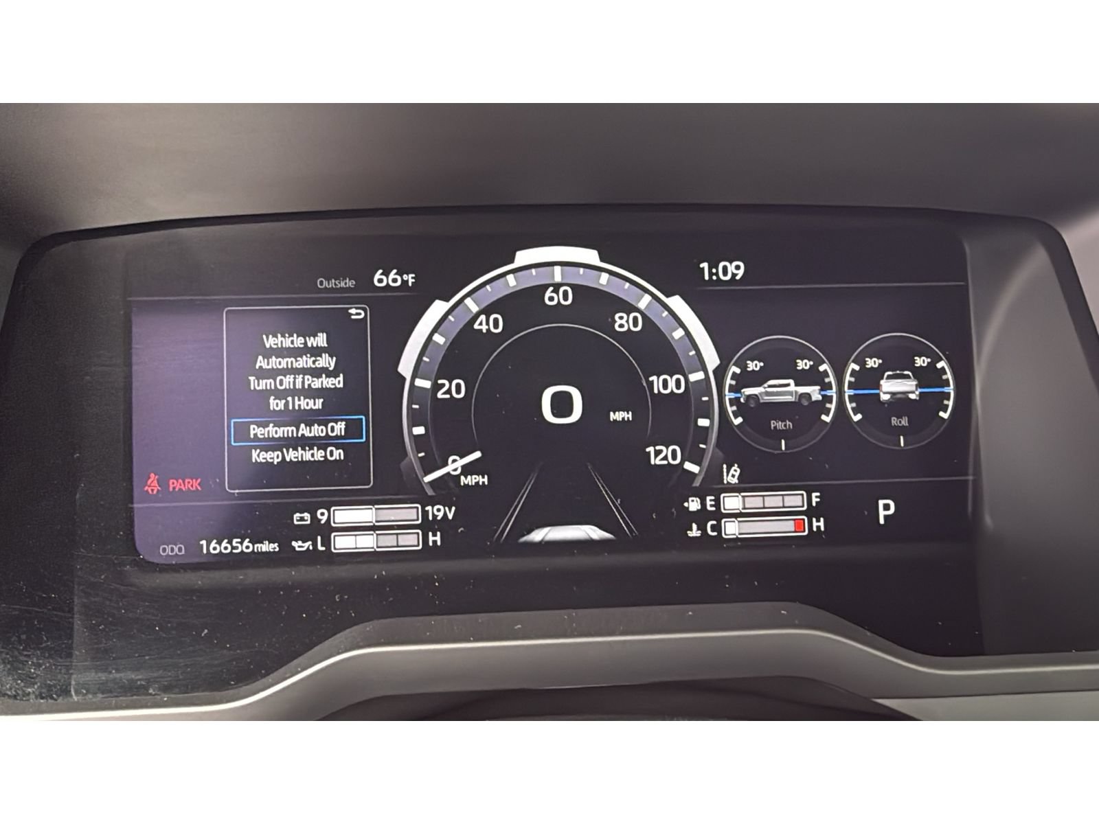 Used 2024 Toyota Tundra Limited w/ TRD Off-Road Package AWD/4WD image 27