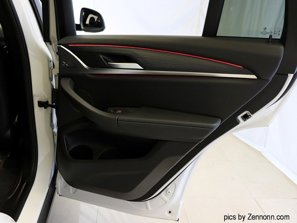 Certified 2024 BMW X4 xDrive30i image 33