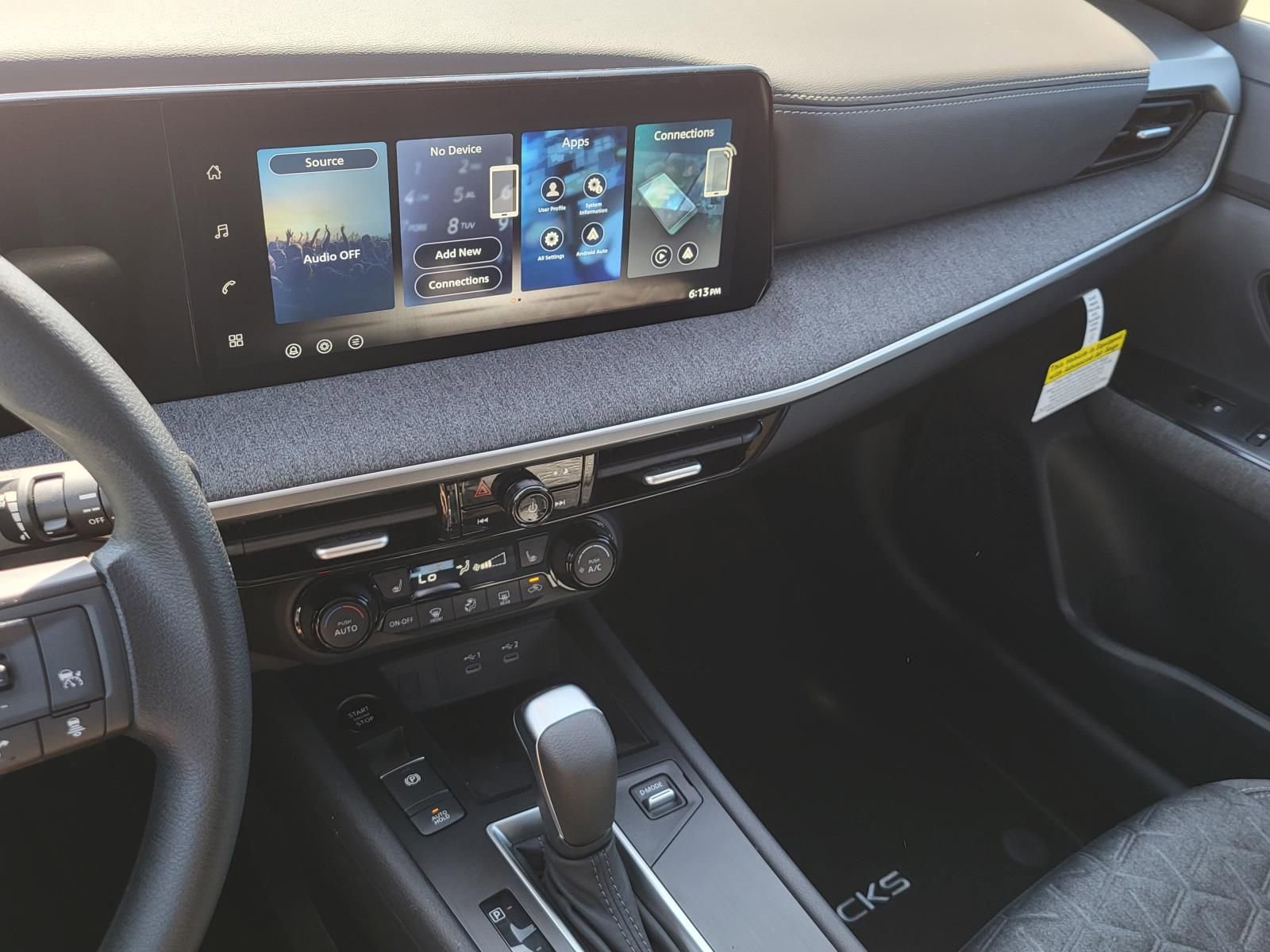 New 2026 Nissan Kicks SV image 3