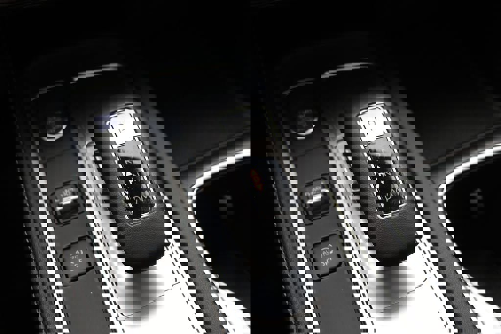 Used 2025 INFINITI QX60 Pure AWD/4WD image 25