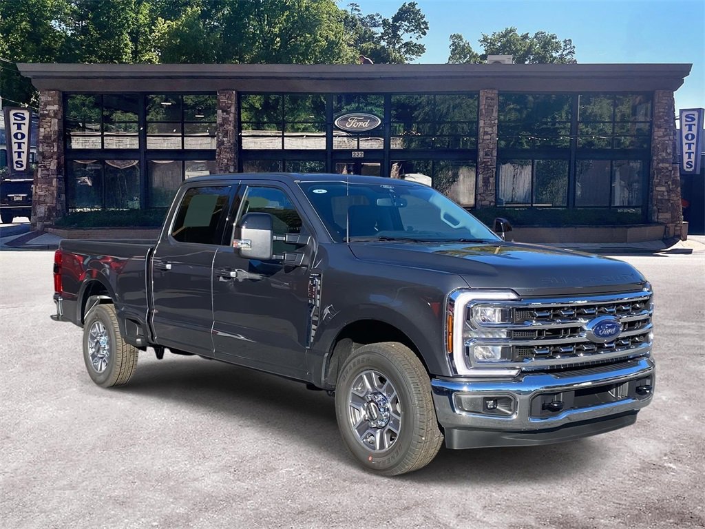 New 2026 Ford F350 Lariat image 1