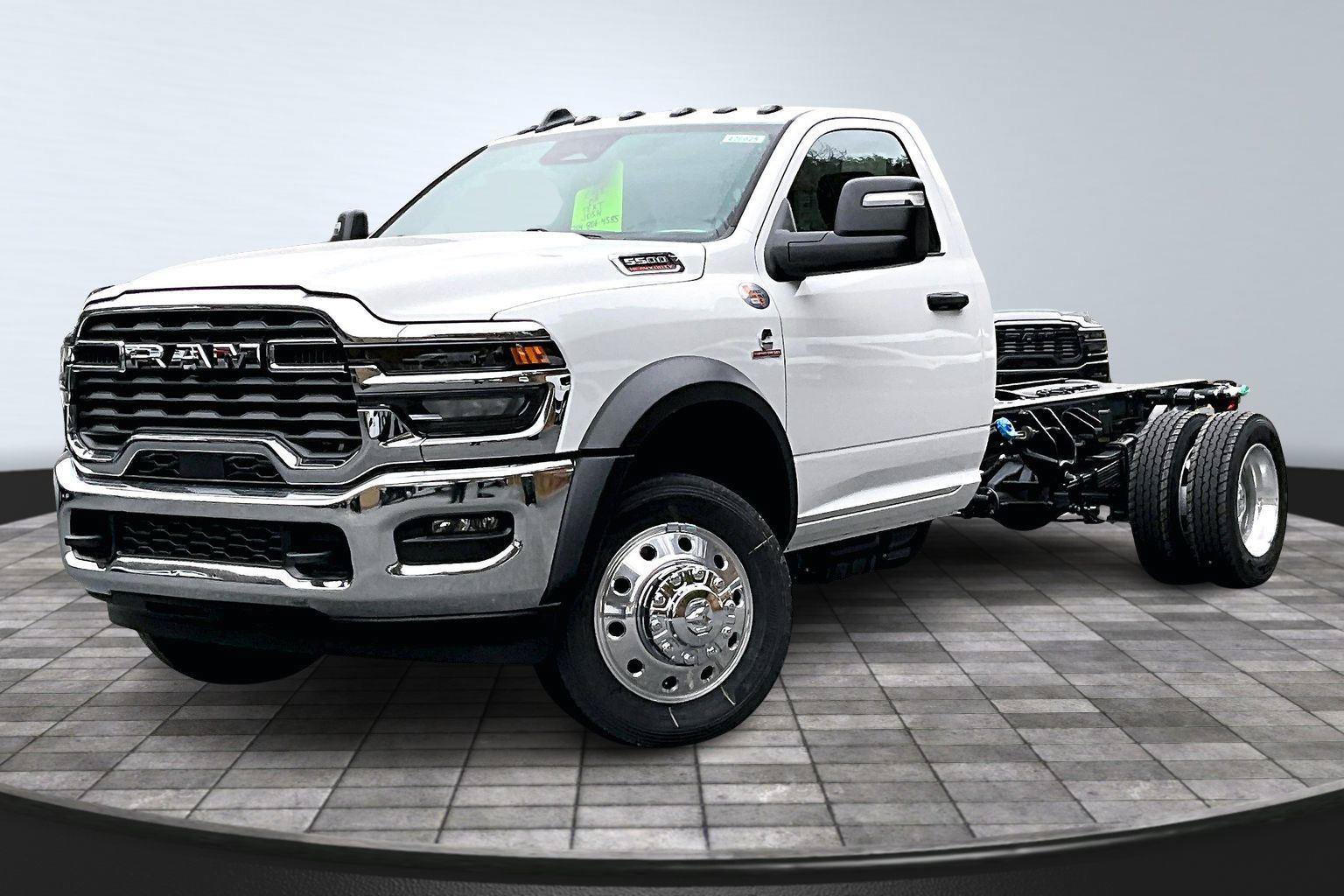 New 2026 RAM 5500 Tradesman w/ Chrome Appearance Group AWD/4WD image 2