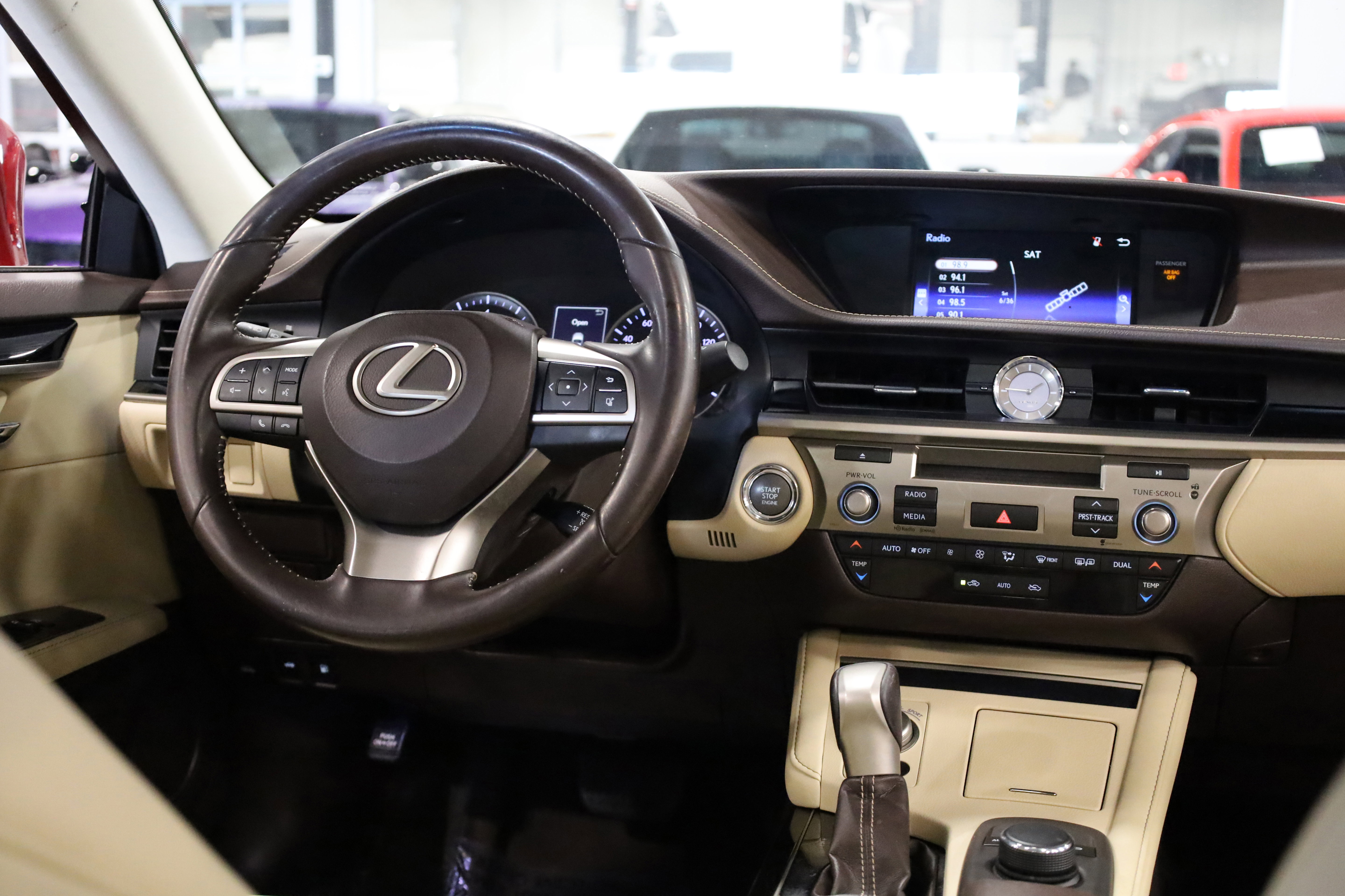 Used 2016 Lexus ES 350 image 34