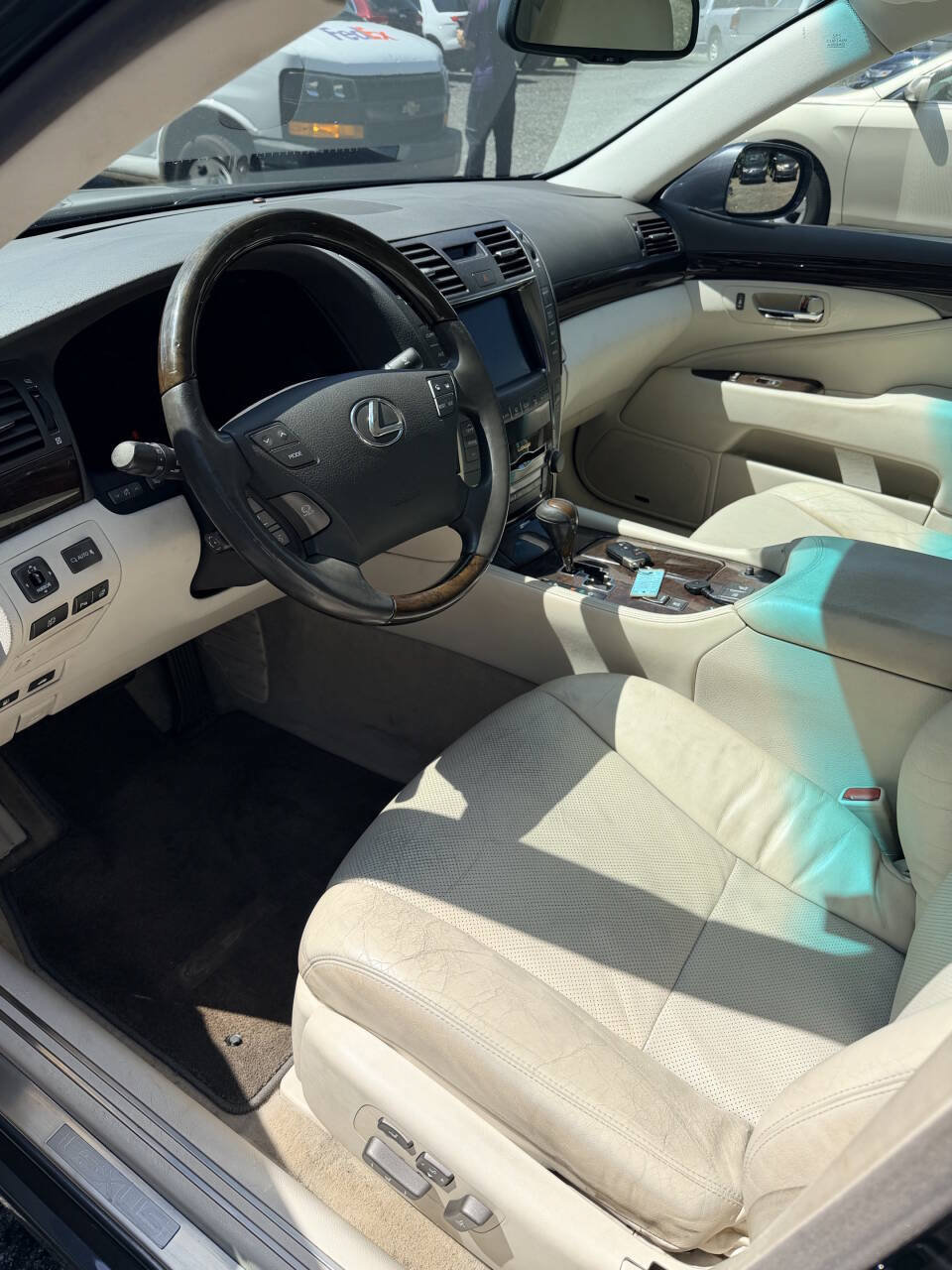 Used 2008 Lexus LS 460 RWD image 12