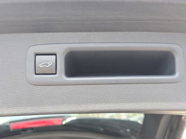 Used 2025 Toyota Highlander XSE image 14