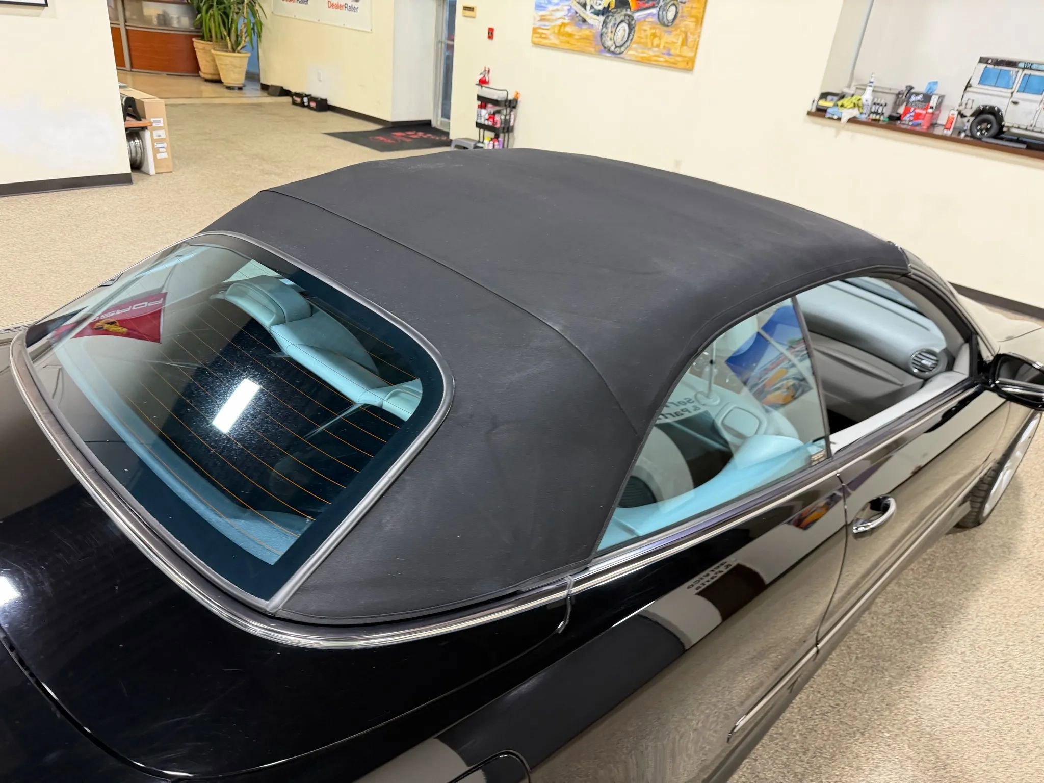 Used 2005 Mercedes-Benz CLK 500 Cabriolet image 21