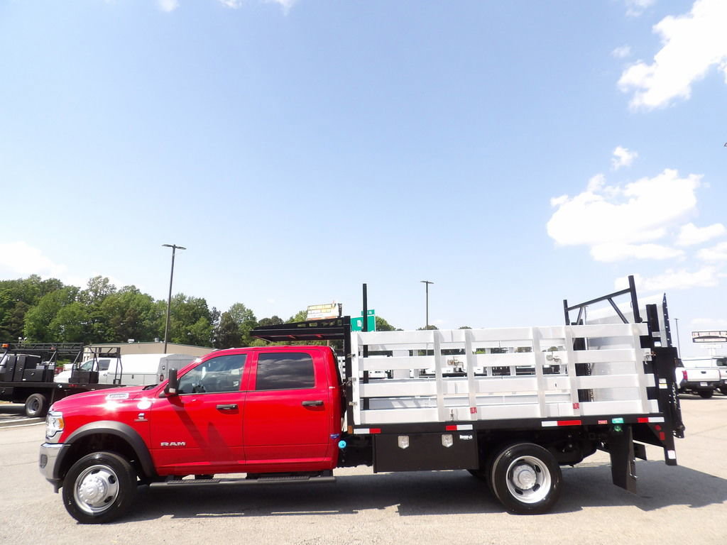 Used 2021 RAM 5500 Tradesman w/ Chrome Appearance Group RWD image 67