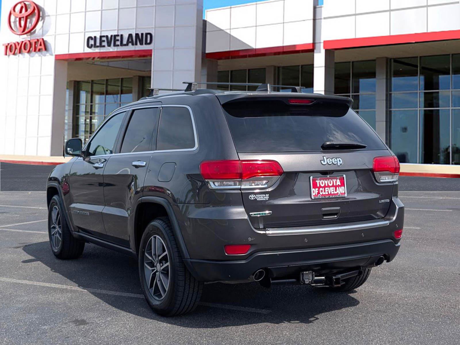 Used 2018 Jeep Grand Cherokee Limited RWD image 5