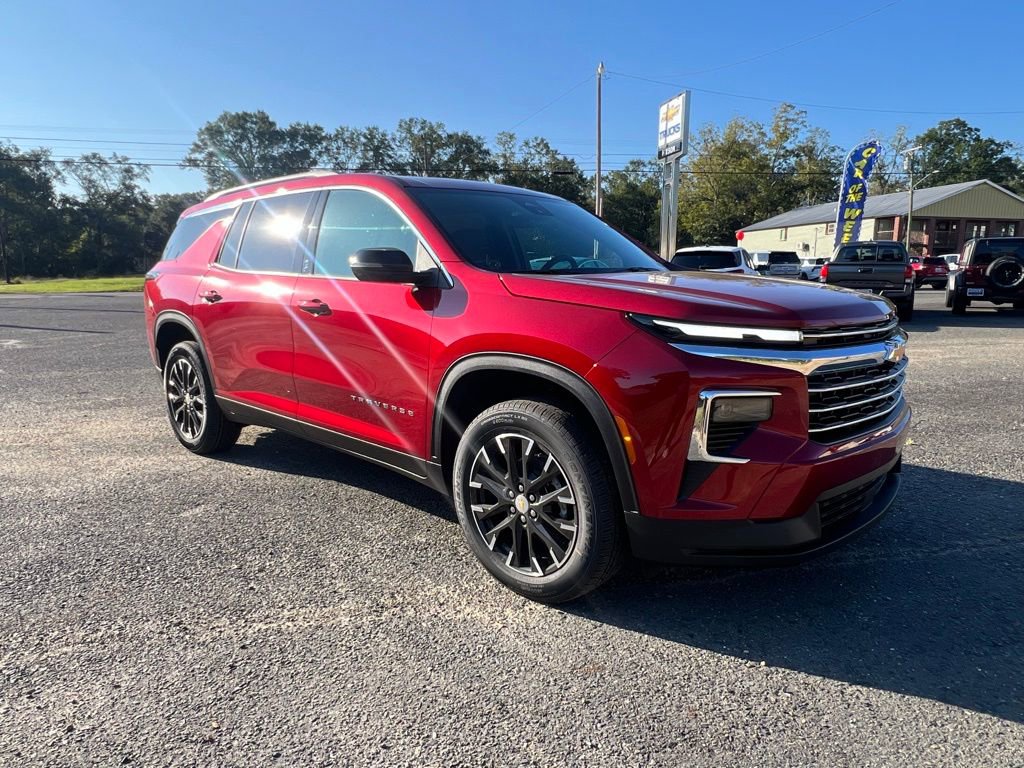 New 2026 Chevrolet Traverse LT video 1