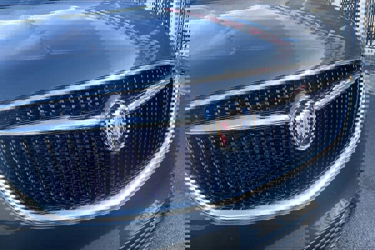 Used 2020 Buick Enclave Essence image 29