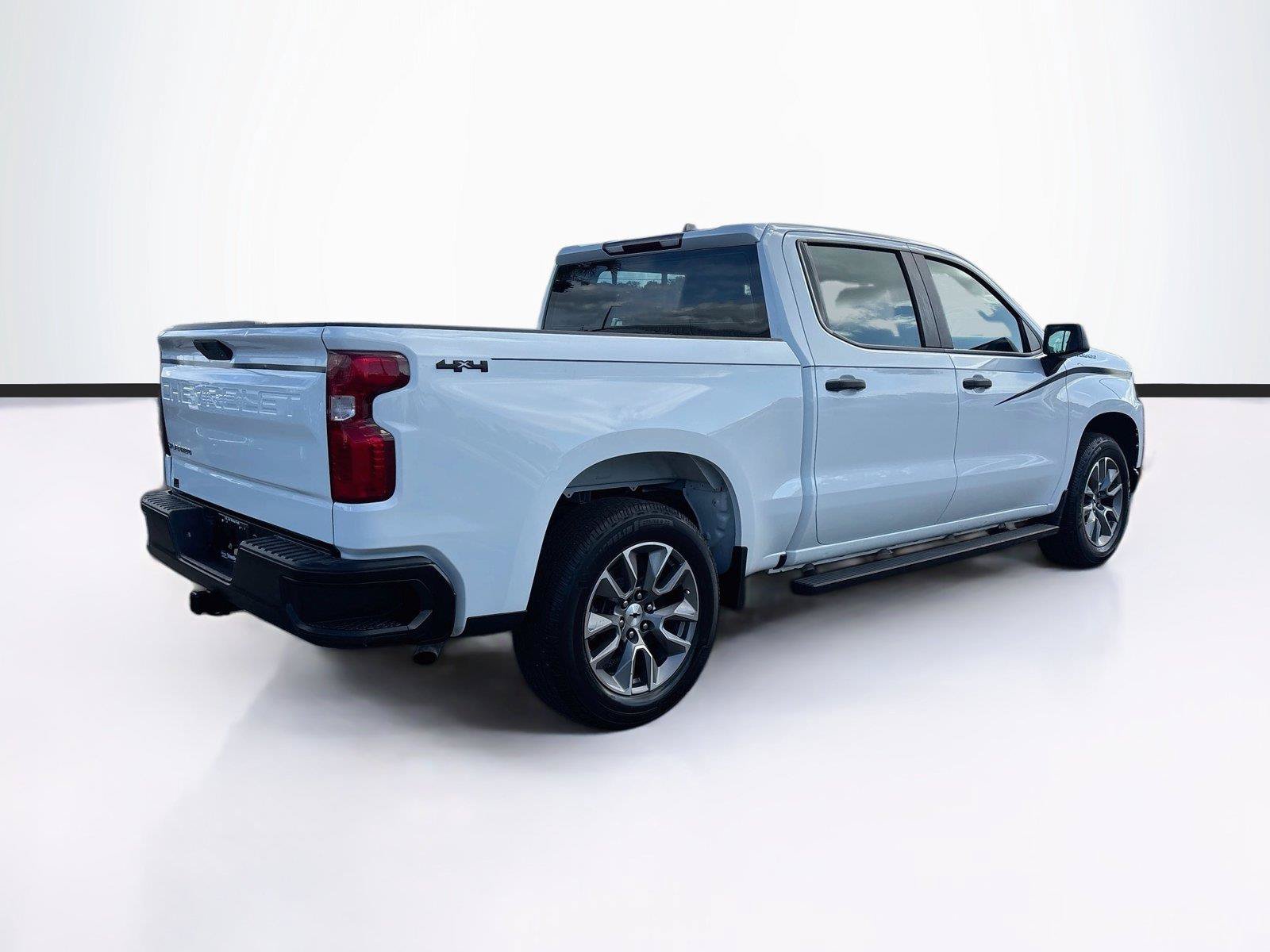 Used 2022 Chevrolet Silverado 1500 W/T w/ WT Fleet Convenience Package AWD/4WD image 7