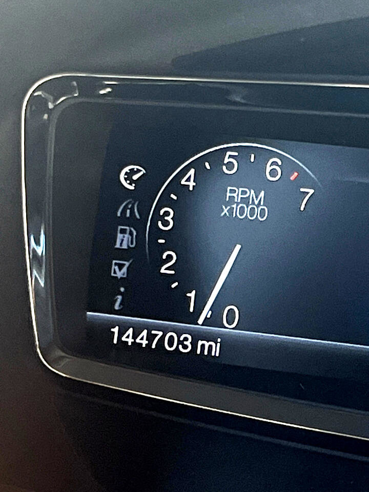 Used 2011 Lincoln MKX AWD w/ Sight & Sound Pkg image 20