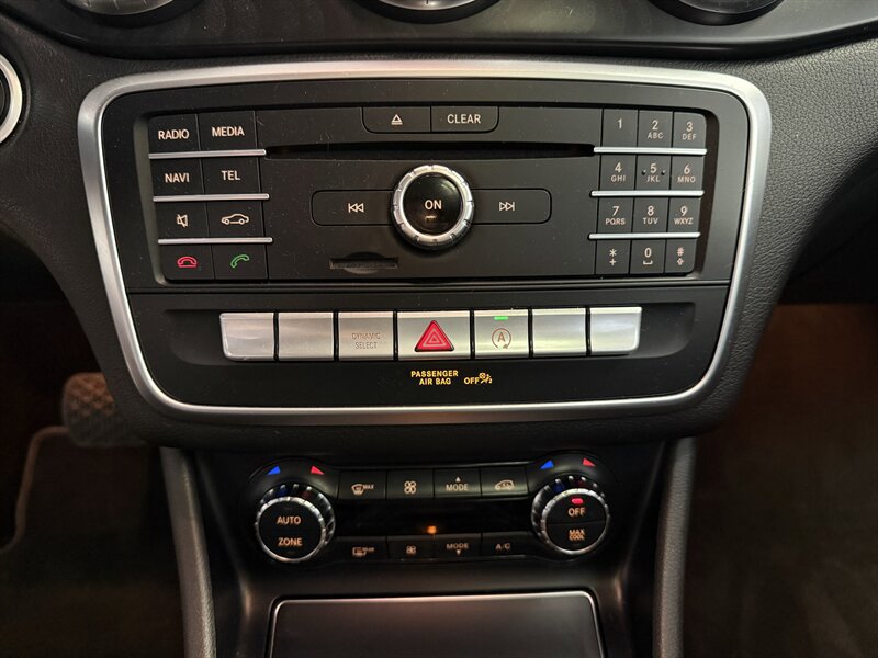 Used 2018 Mercedes-Benz CLA 250 image 33