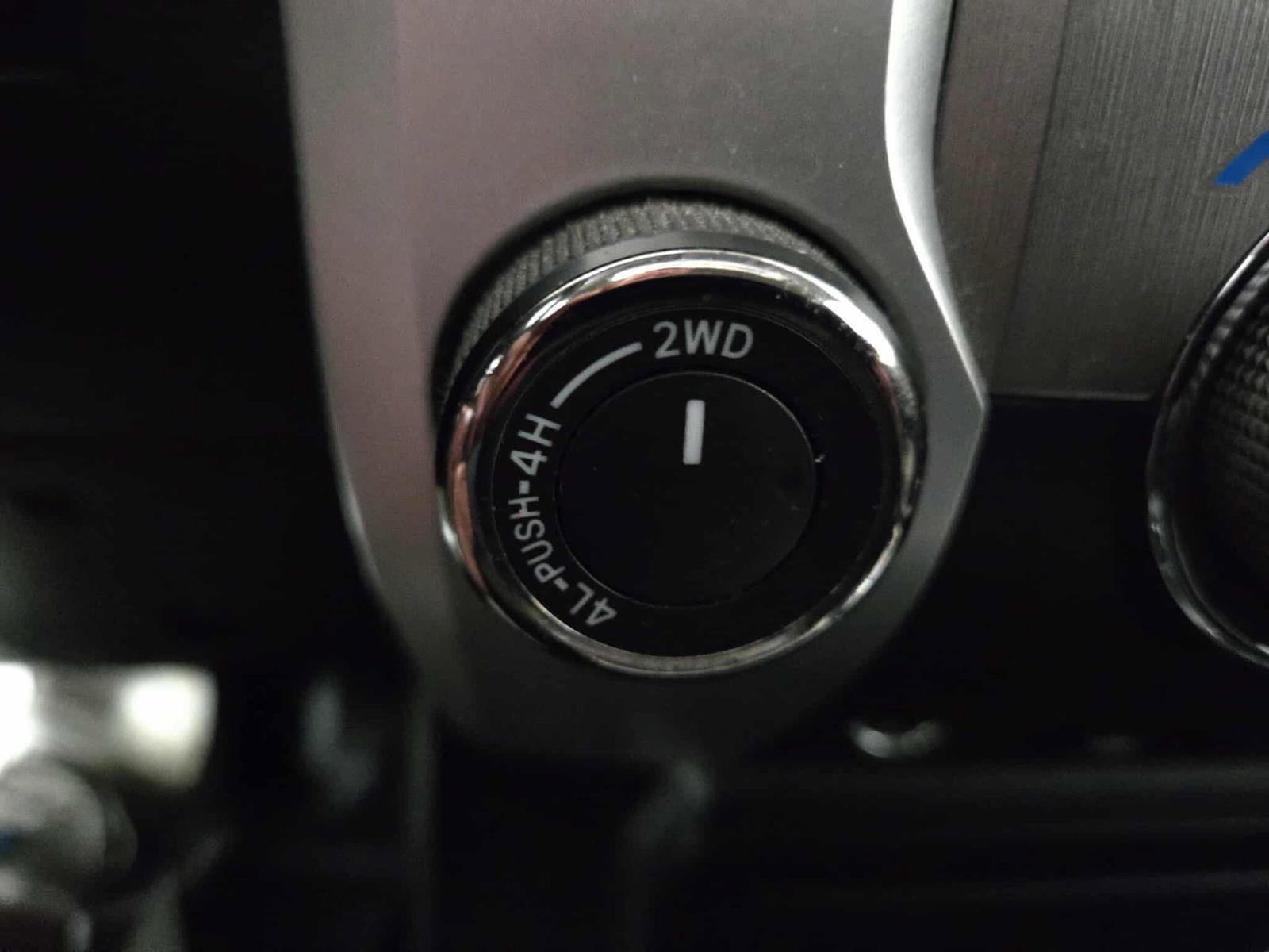 Used 2014 Toyota Tundra Limited w/ Limited Premium Package image 26