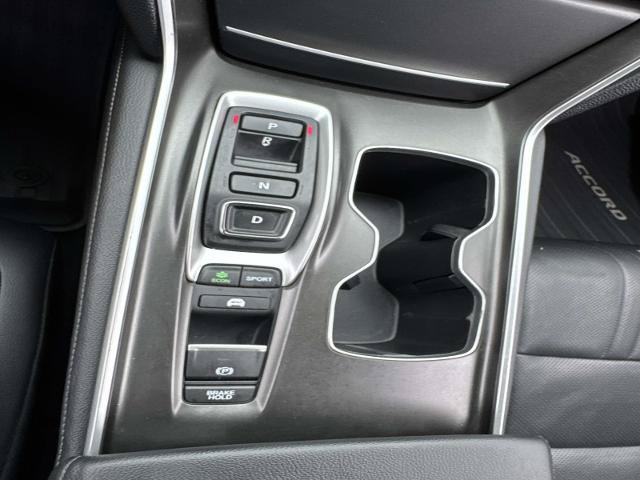 Used 2022 Honda Accord Touring image 20