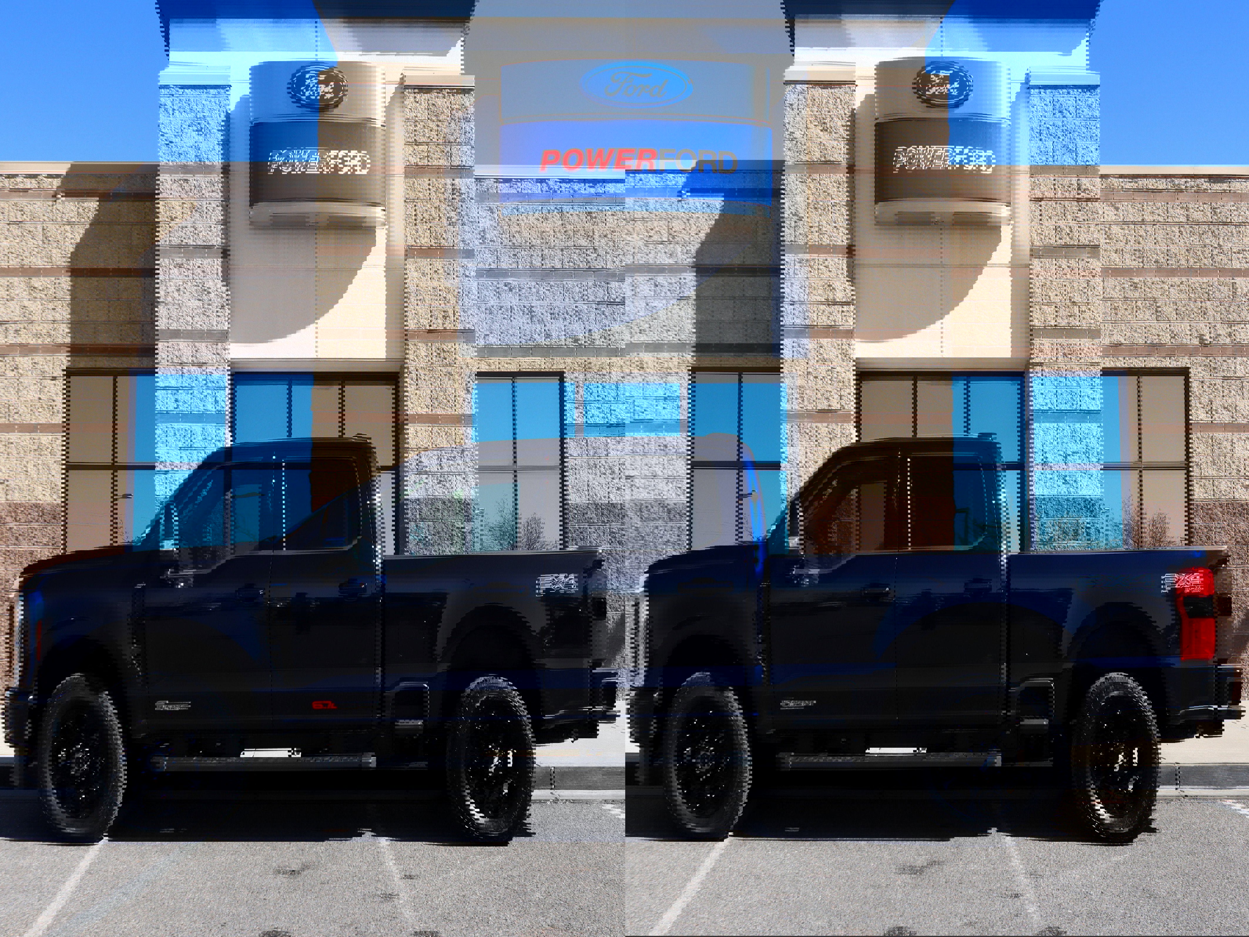 New 2025 Ford F250 Lariat w/ Black Appearance Package image 9