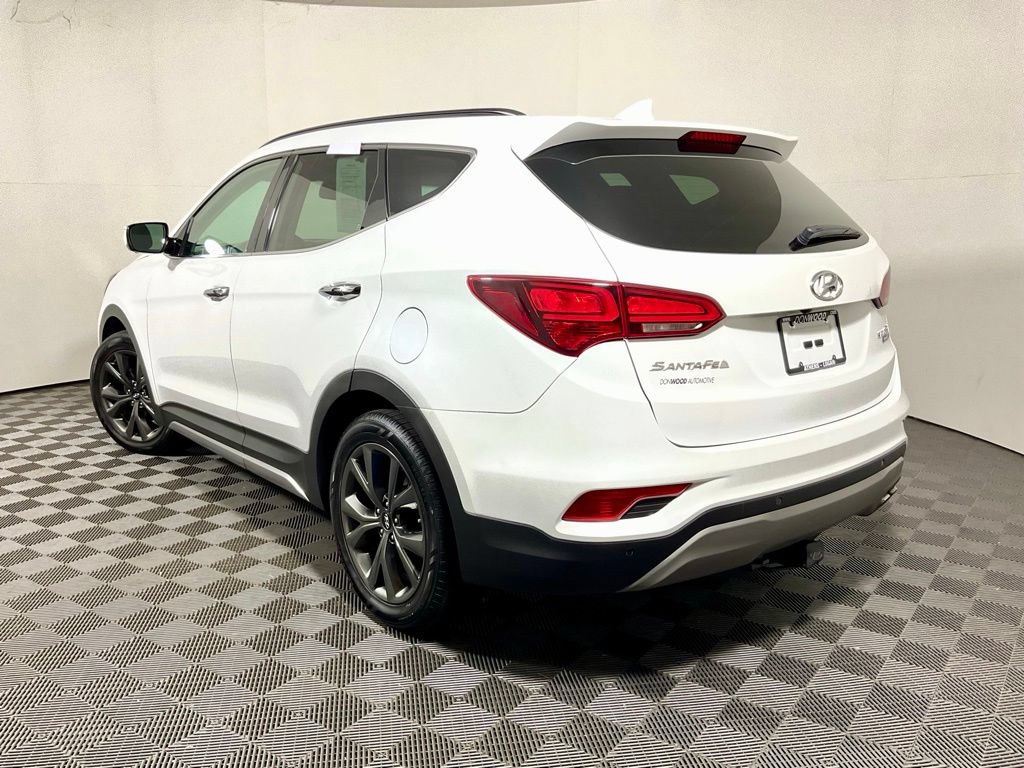 Used 2018 Hyundai Santa Fe Sport w/ 2.0T Ultimate Tech Package 05 AWD/4WD image 14