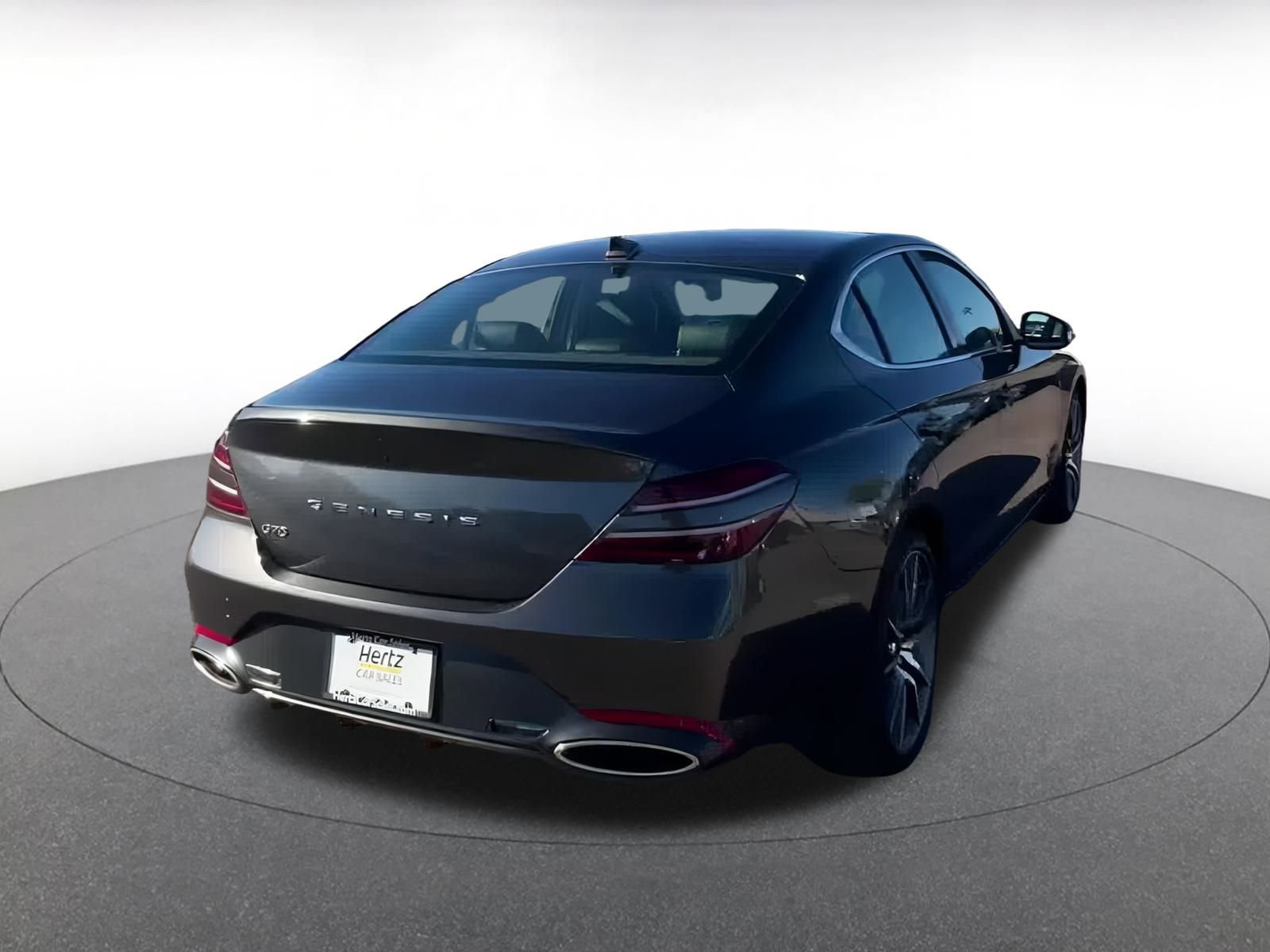 Used 2025 Genesis G70 2.5T image 14