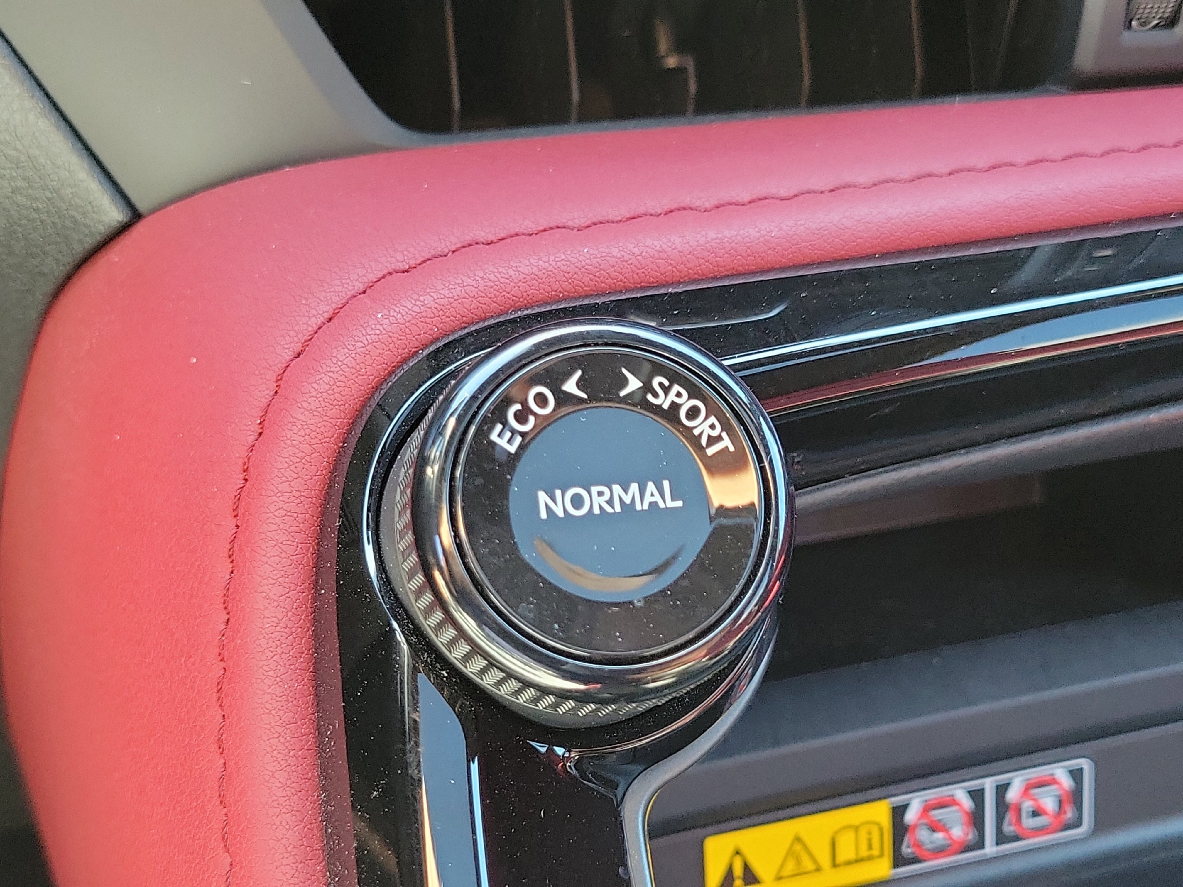 Used 2025 Lexus NX 350 AWD w/ Cold Area Package image 30