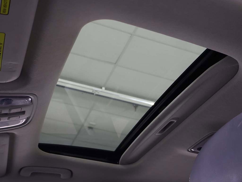 Used 2020 Kia Niro Touring image 21