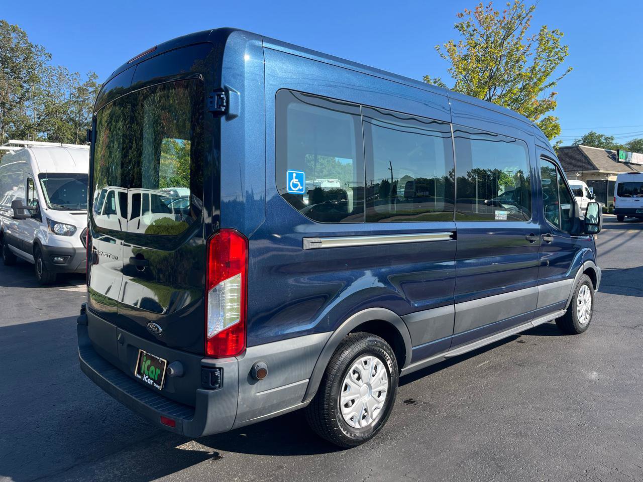 Used 2017 Ford Transit 350 XL RWD image 10