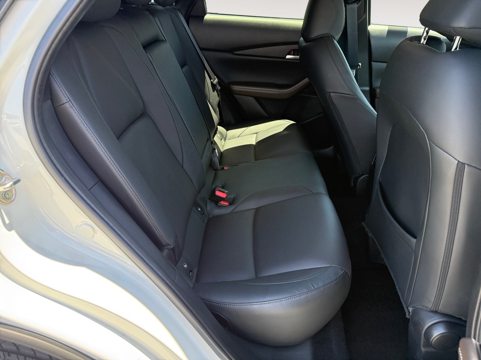 Certified 2025 MAZDA CX-30 AWD 2.5 S w/ Premium Package image 18