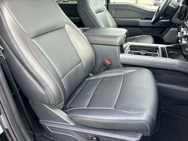 Used 2025 Ford F350 Lariat w/ Lariat Ultimate Package image 25