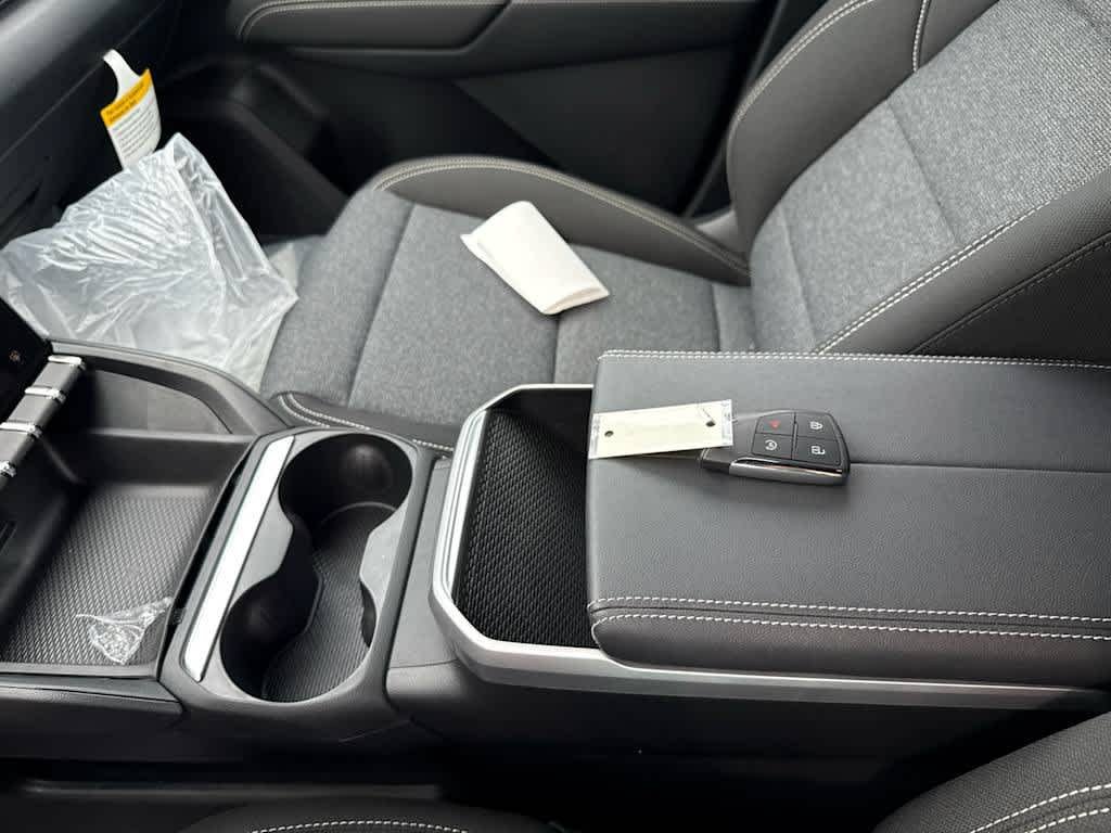 New 2027 GMC Terrain Elevation w/ Technology Package II AWD/4WD image 19