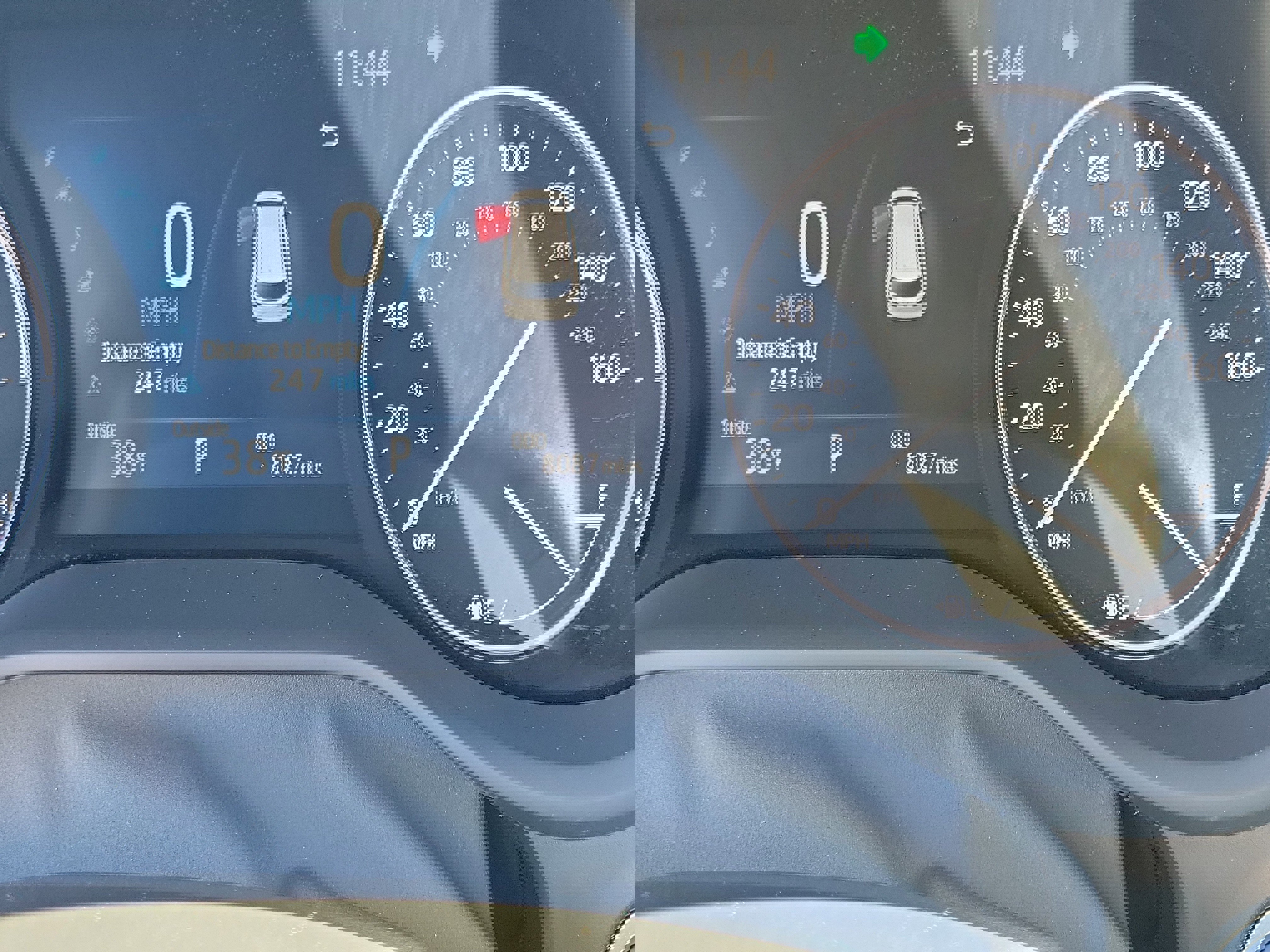 Used 2024 Toyota Sienna Limited image 25