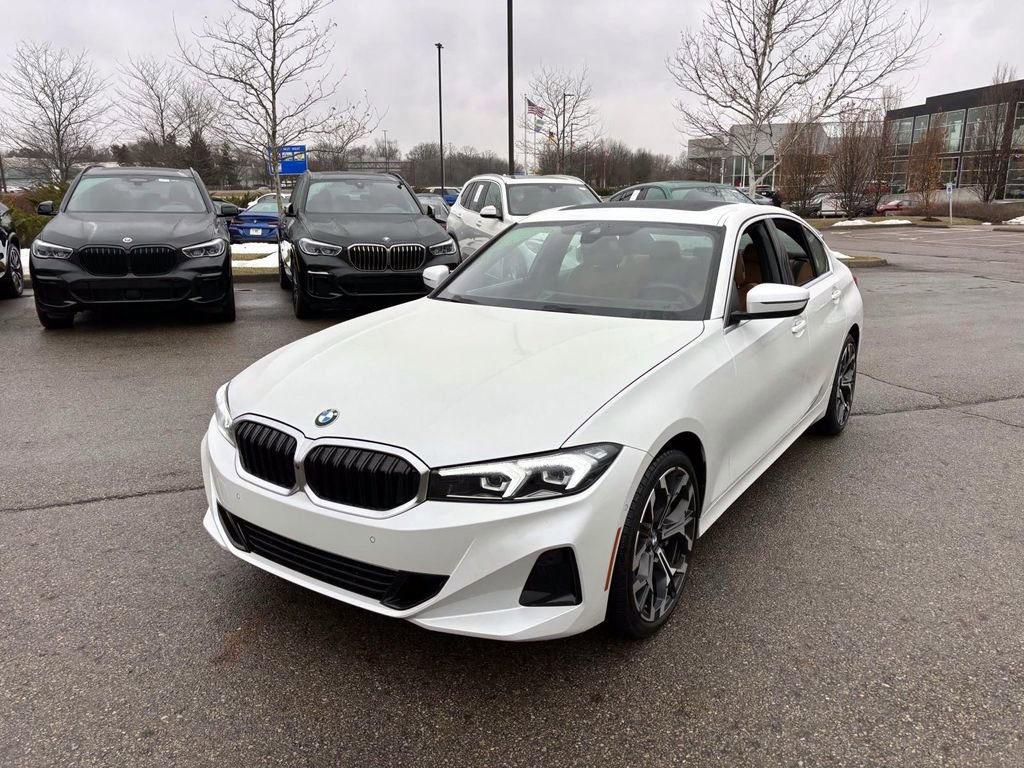 Used 2025 BMW 330i xDrive Sedan w/ Premium Package image 3