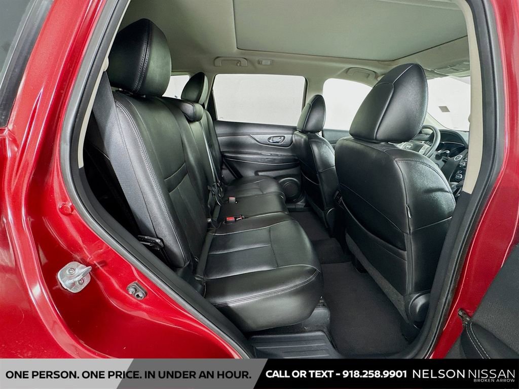 Used 2016 Nissan Rogue SL w/ SL Premium Package image 28