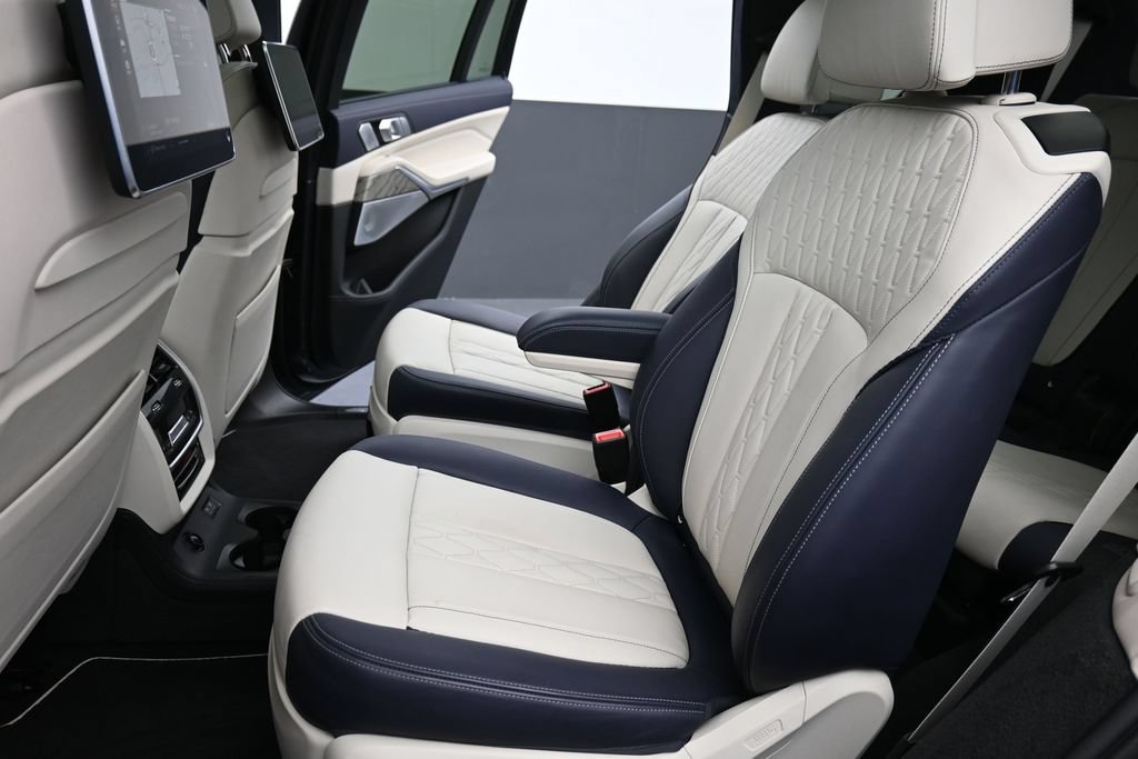 Used 2019 BMW X7 xDrive50i AWD/4WD image 17