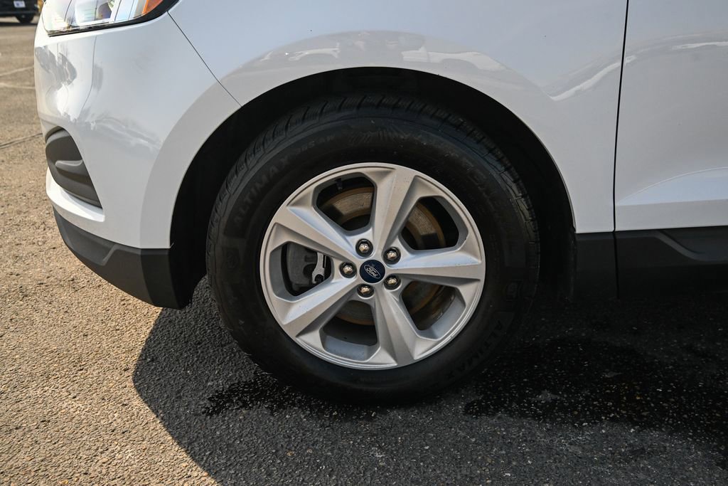 Used 2020 Ford Edge SE AWD/4WD image 12